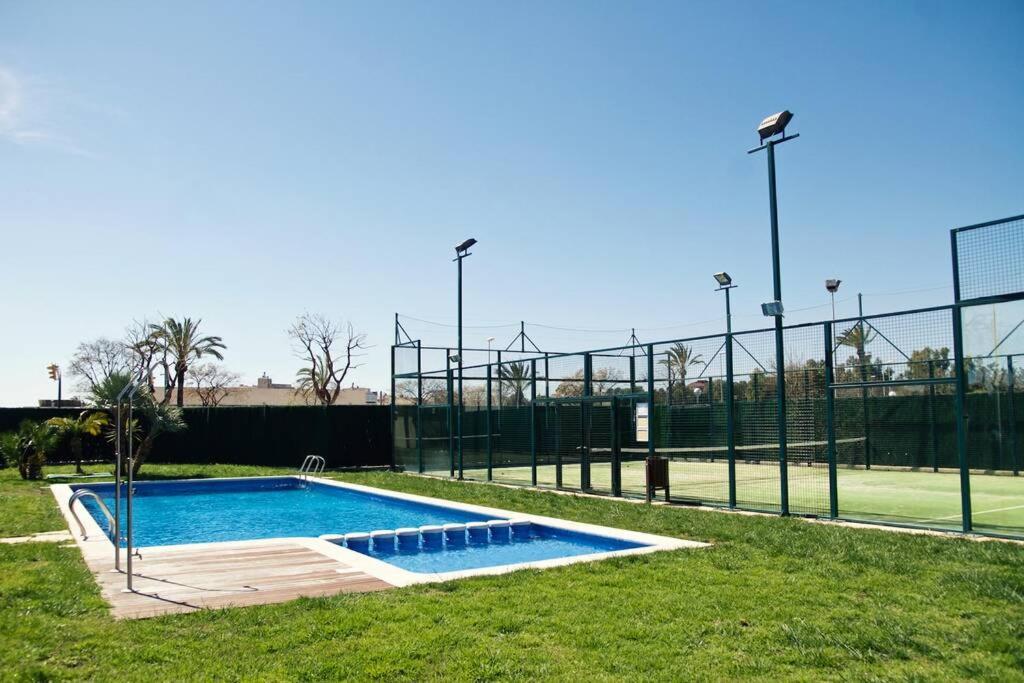 Apartamento Diseno A Cien Metros Del Mar. Torredembarra Exterior foto